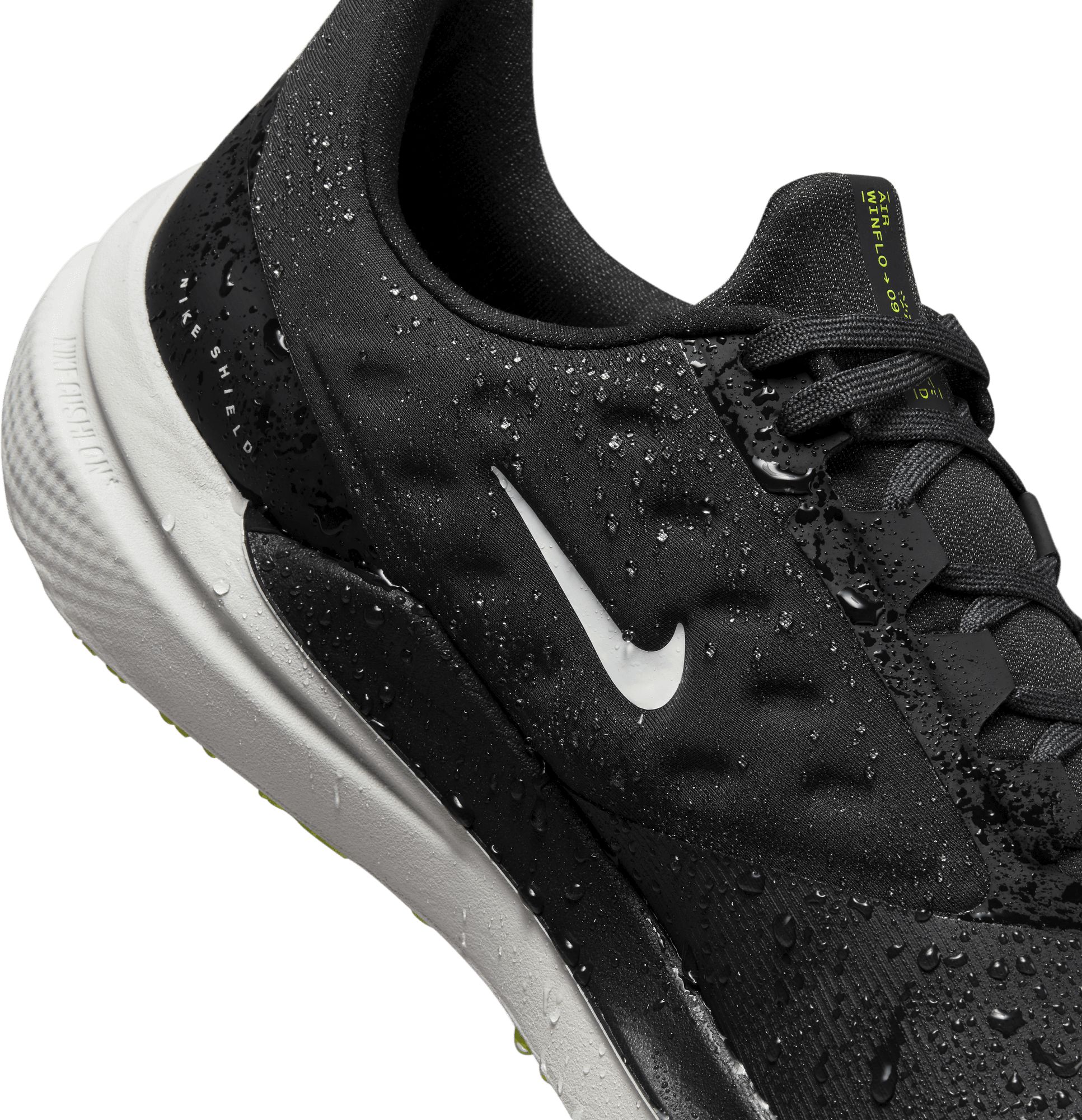 NIKE NIKE AIR WINFLO 9 SHIELD på stadium.se